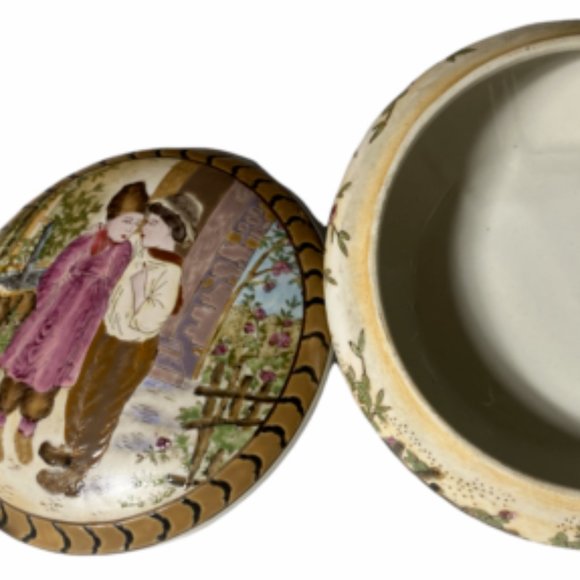 Vintage 7" China Trader Porcelain Powder Jar Trinket Box Lidded Ceramic Round - Picture 1 of 5